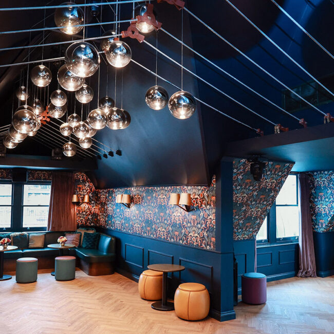 Late-night bar Chelsea